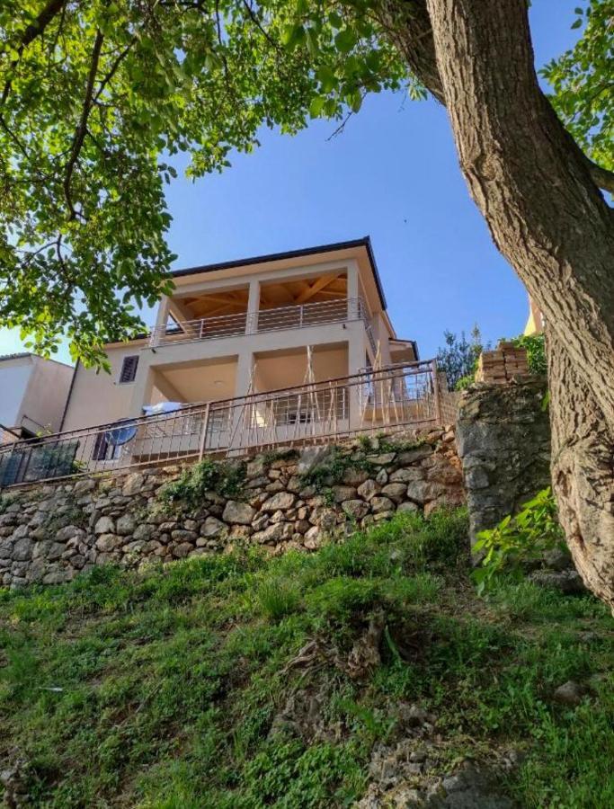 Seafront 2-Bedroom Apartment Nika - Rabac Exterior foto
